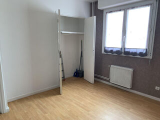 Appartement à louer 3 pièces 68 m²