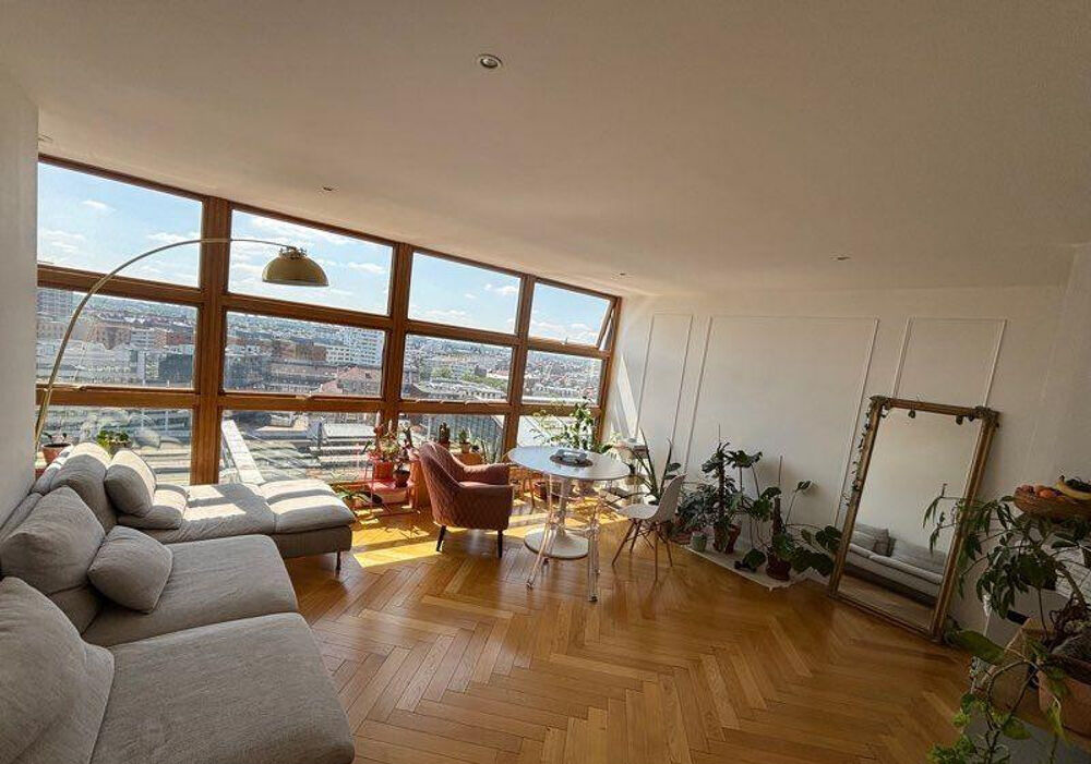 Superbe T3 meublé 66m² lumineux et rénové