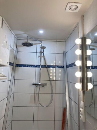  Appartement à louer 2 pièces 42 m²