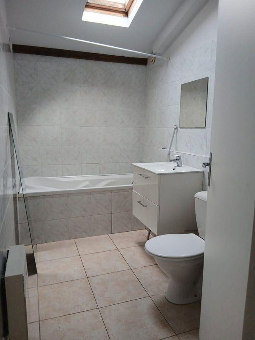 Location Appartement Beau T3 60m² avec cours Wazemmes Lille