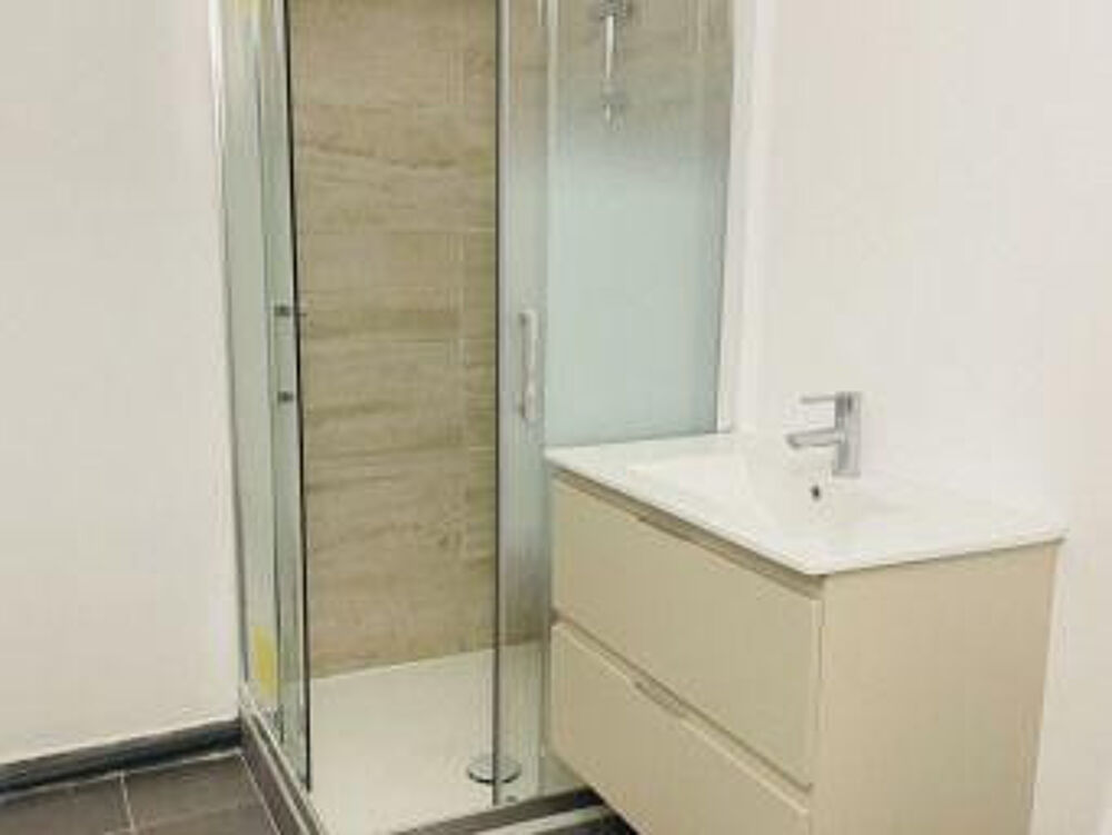 Location Appartement Beau F2 meublé 40 m² Ivry-sur-seine