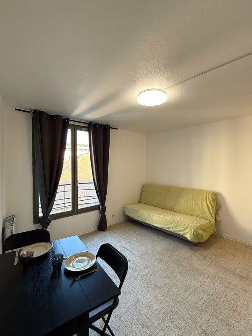 Location Appartement Beau studio meublé 23m² au cœur de Marseille Marseille 1