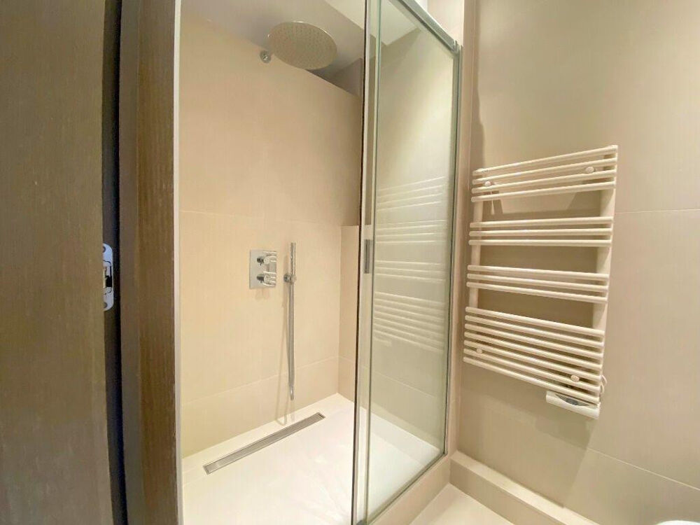 Location Appartement Location beau studio meublé Paris 4ème Paris 4