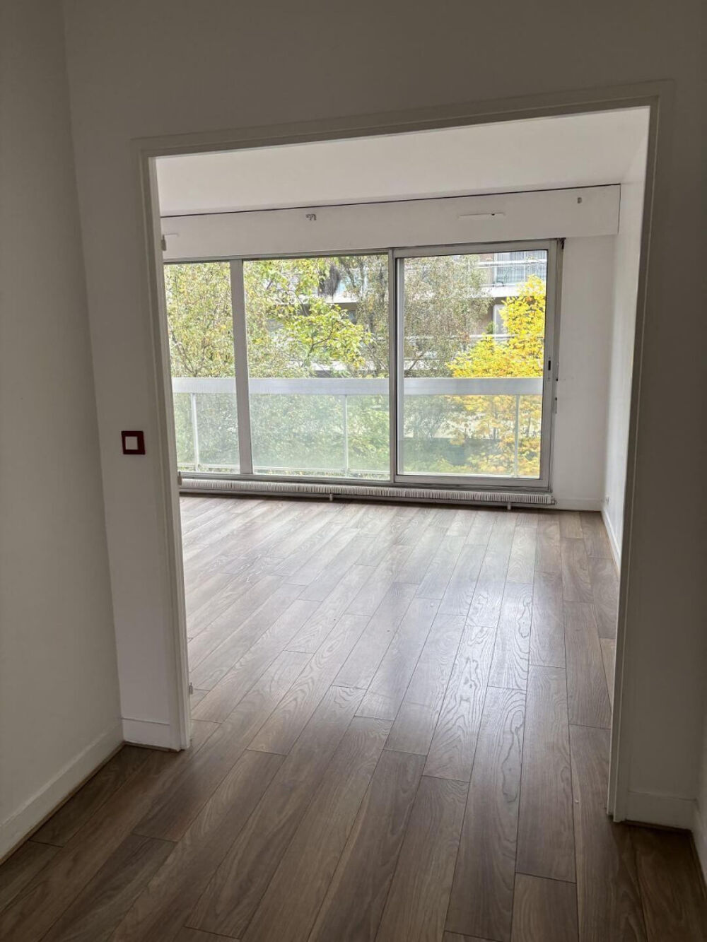 Location Appartement Beau 2P 55m² dans le quartier animé de Cambronne Paris 15