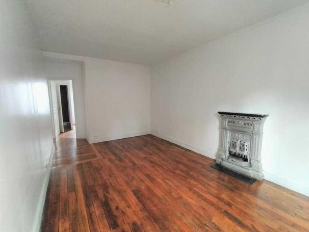 Location Appartement 2 pièces 40 m2 Paris 20è proche Nation Paris 20