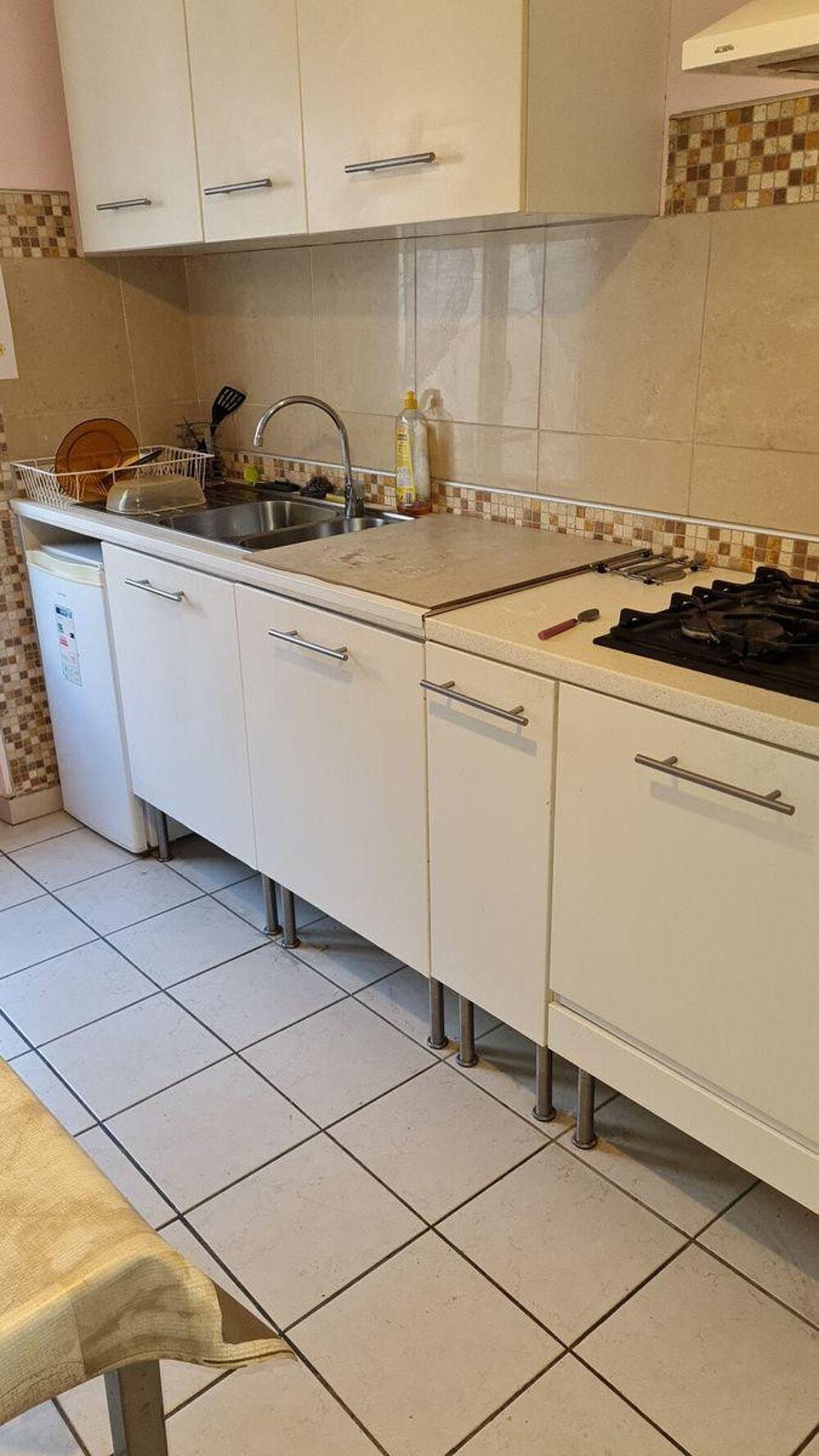 Location Appartement Chambre spacieuse Ménétrol
