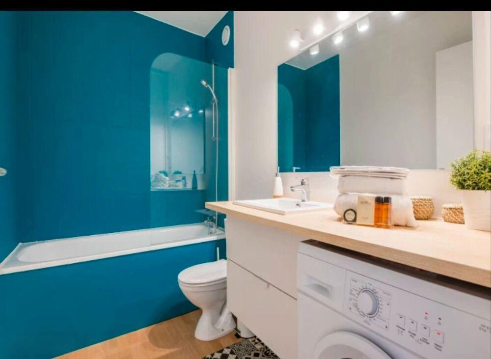 Location Appartement Grand studio 31m² proche St Gènes +parking Talence