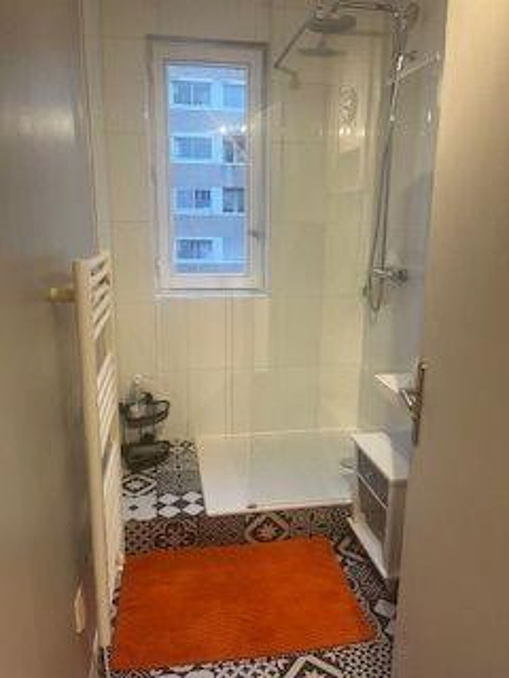 Location Appartement F2 meublé, refait à neuf, gratte ciel Villeurbanne