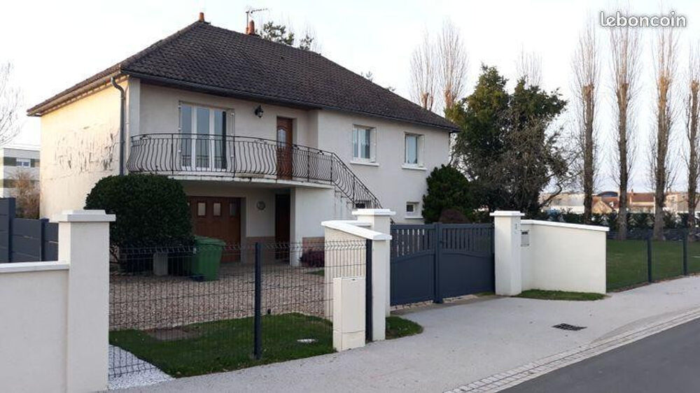 Location Appartement LOGEMENT CHAMBRE MEUBLEE pour etudiant Chambray-lès-tours