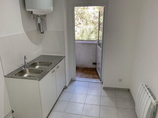  Appartement à louer 3 pièces 57 m²