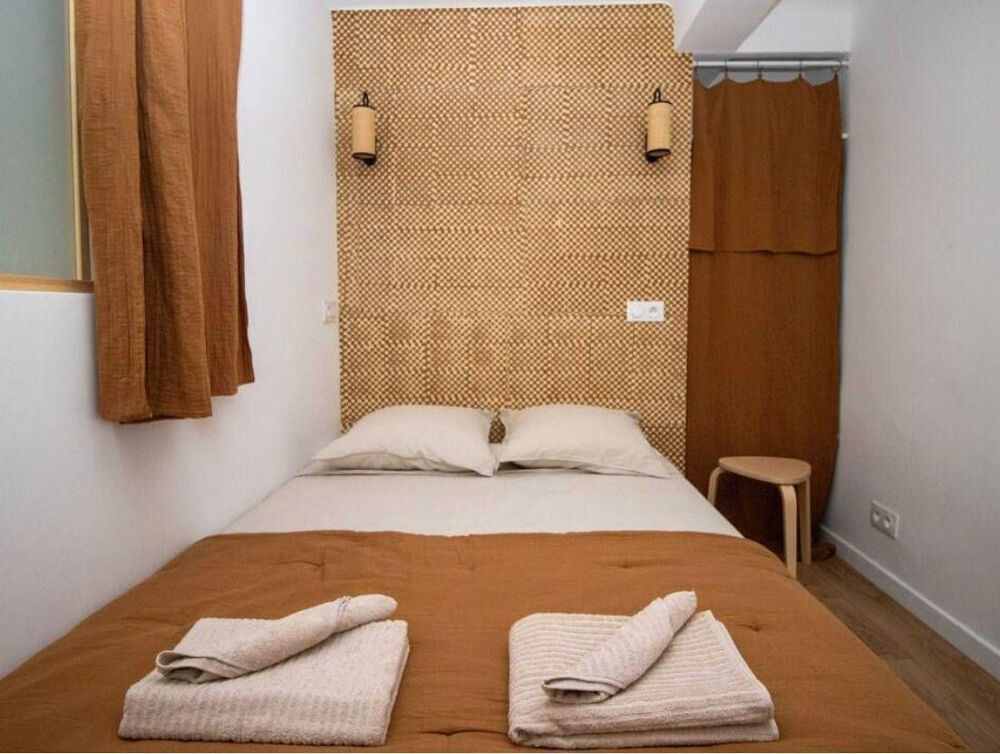 Location Appartement T2 terrasse meublé CC bail mobilité Marseille 7