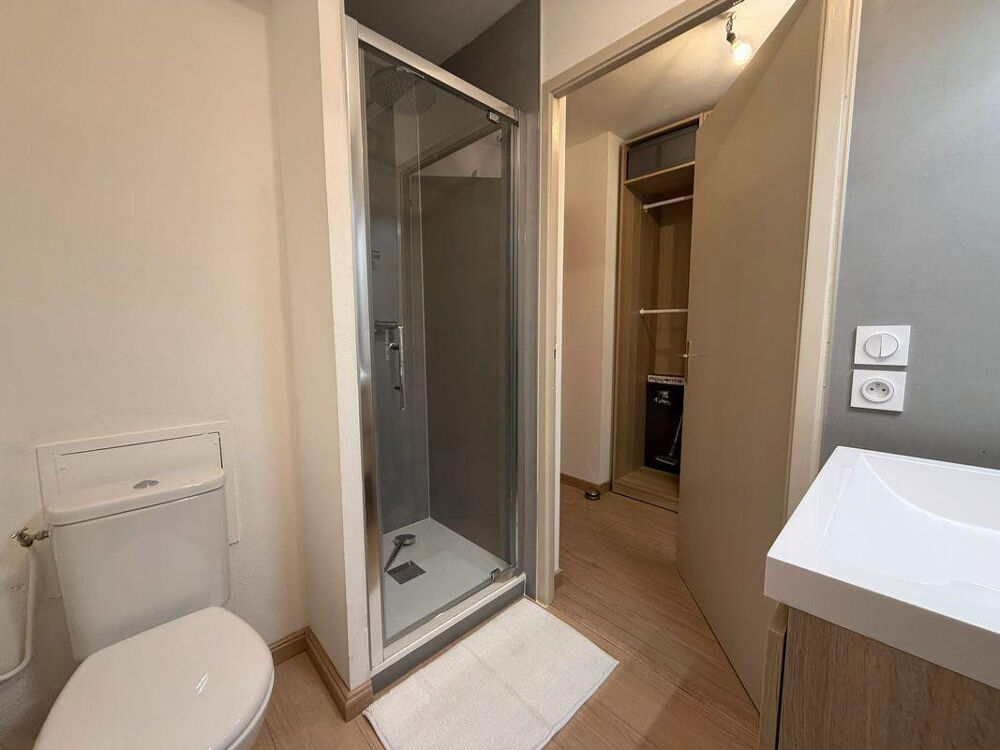 Location Appartement Beau T2 refait à neuf 27m² Nantes