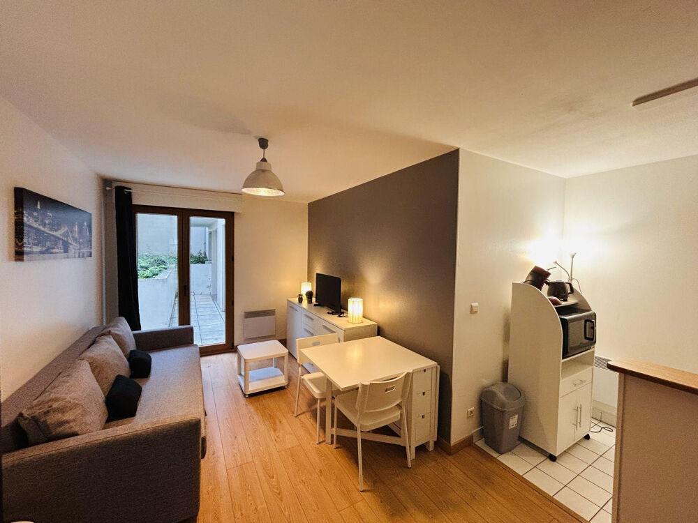 Location Appartement Studio meublé toutes charges comprises Reims