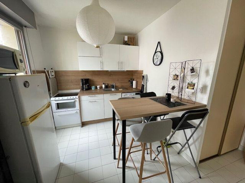 Location Appartement Studio entièrement meublé Grenoble