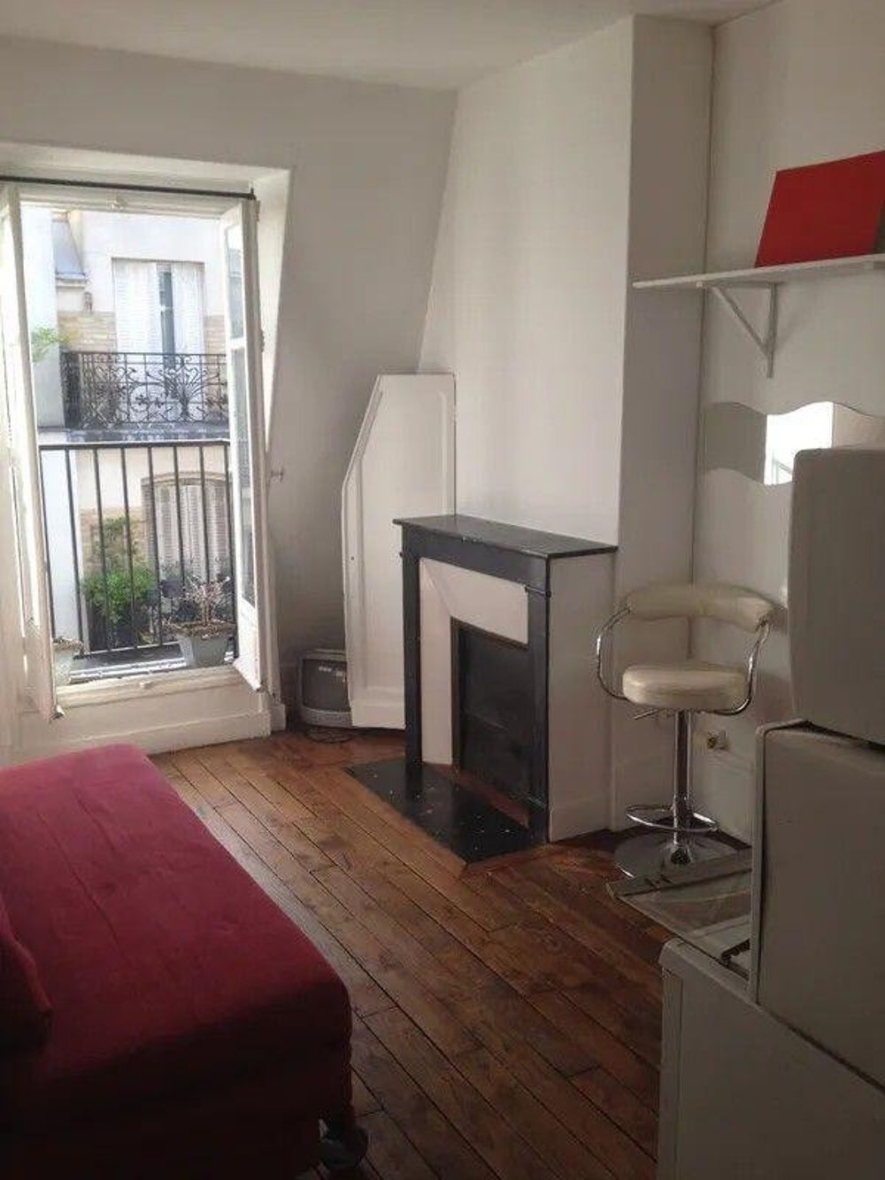 Location Appartement Beau studio meublé 21m² lumineux Gambetta Paris 20