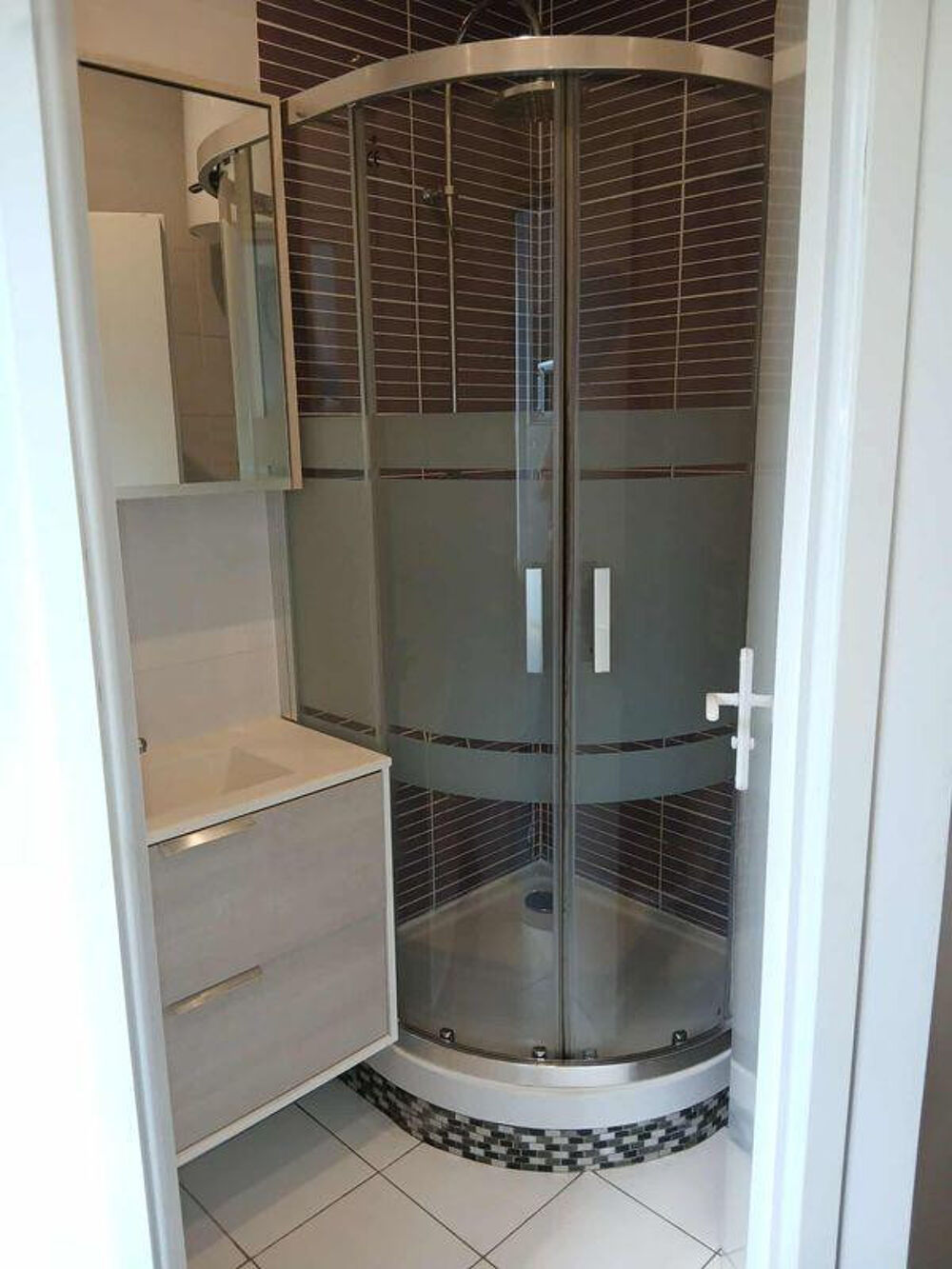 Location Appartement T1 bis meublé - Zola - Proche hyper centre ville Nantes