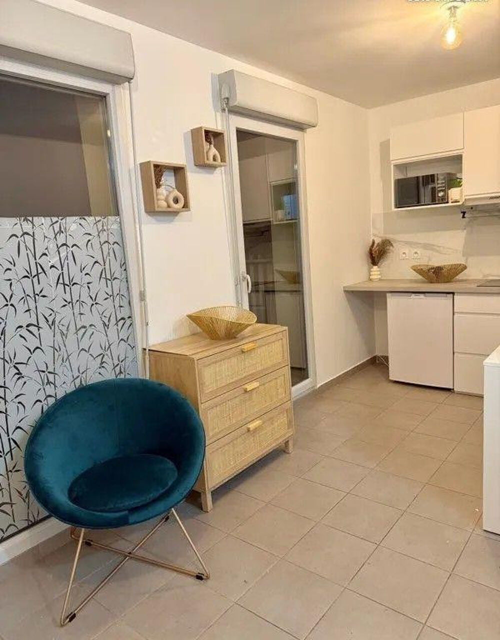 Location Appartement Studio de 22m² avec un grand balcon de 7m² Bron