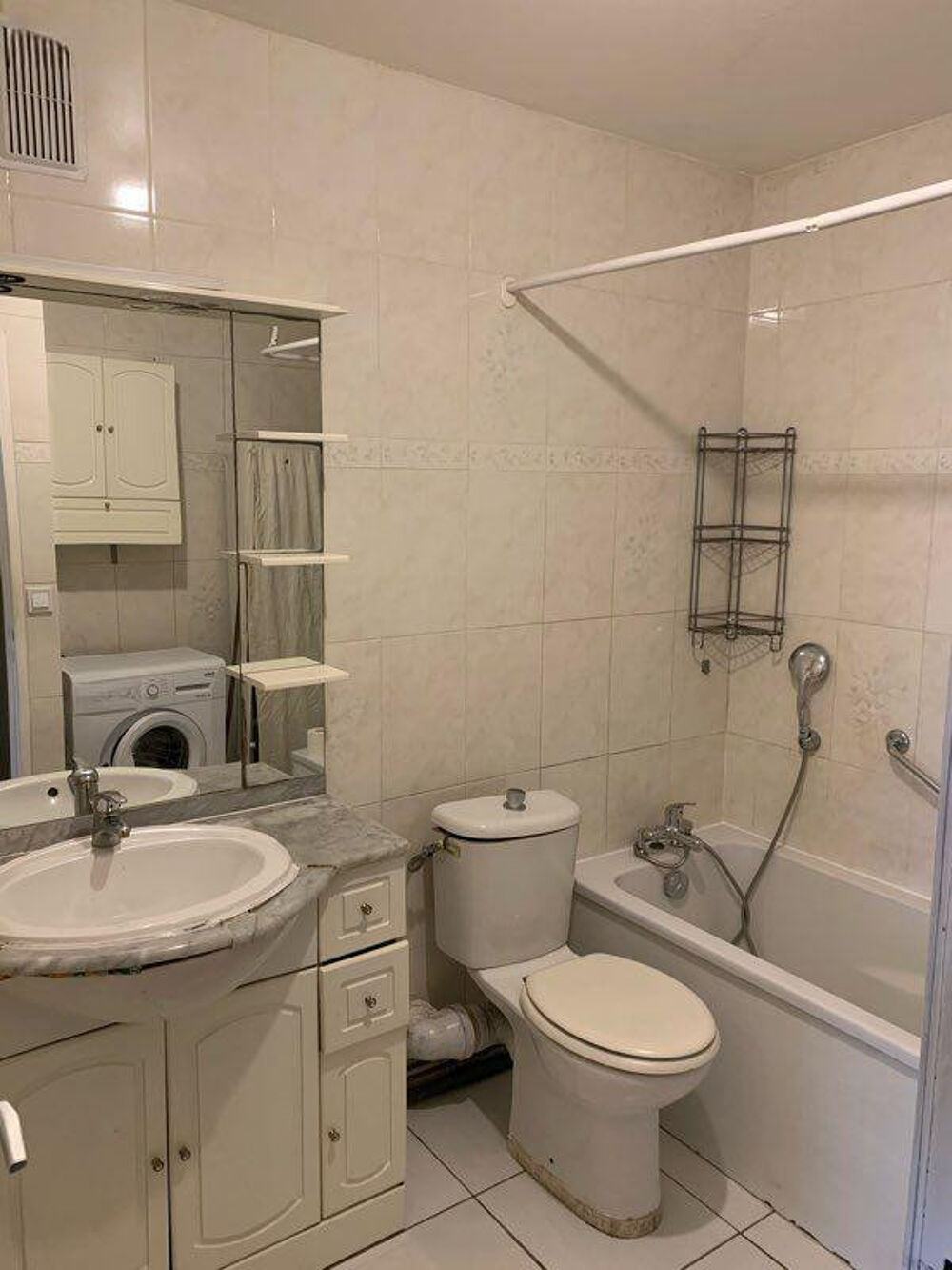 Location Appartement Appartement Meublé Tout équipé Avec Parking et pos Épinay-sur-seine