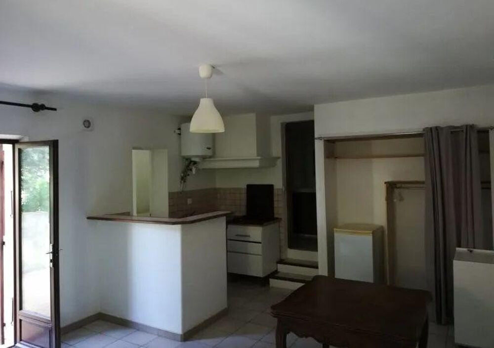 Location Appartement Beau T2 de 38m² avec terrasse extérieure Aix-en-provence
