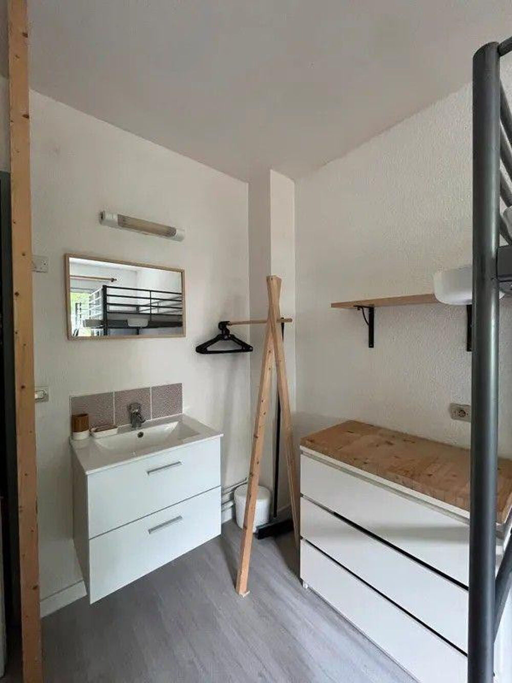 Chambre étudiante dans résidence étudiante