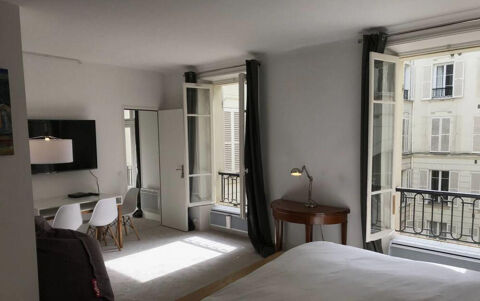   Location meubl�e studio 40 m� Paris 7E Appartement - 1 pi�ce(s) - 40 m�
