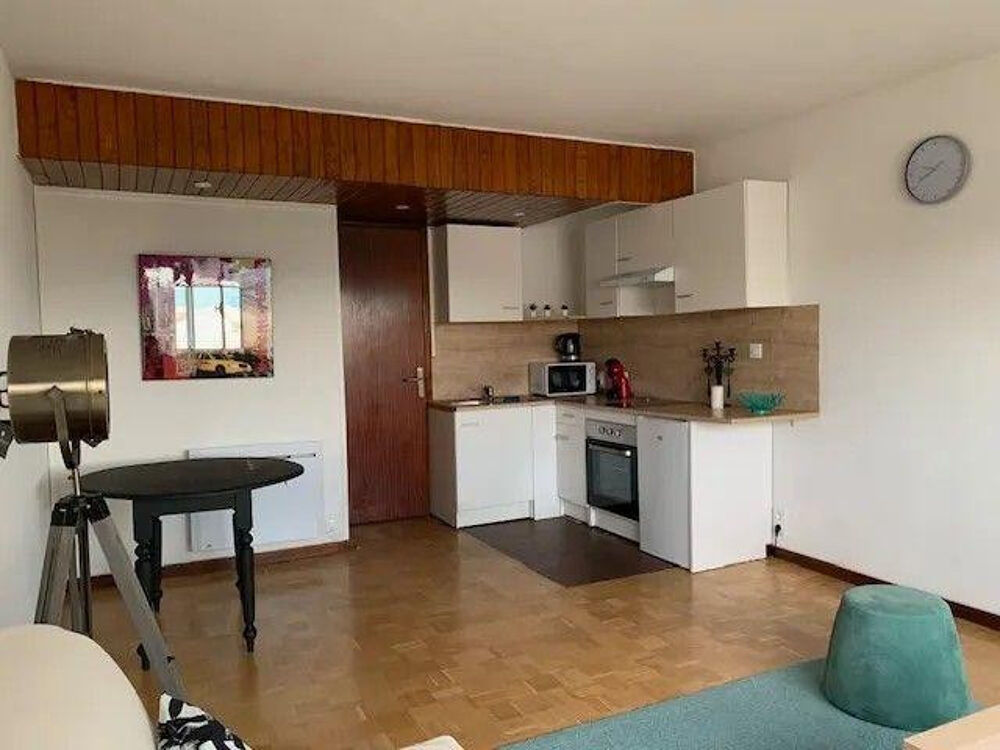 Location Appartement Studio meublé 28m² calme et sans vis-à-vis Marseille 4