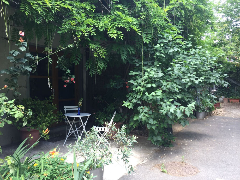 Location Appartement Studio 25m² meublé plein Sud sur terrasse/jardin Paris 13