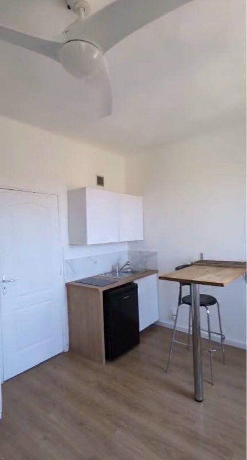 Location Appartement Studio meublé 20 m² avec vue exceptionnelle Marseille 6