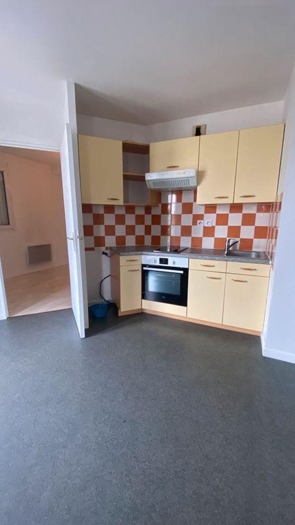 Location Appartement Beau F2 48m² Ave Leon Blum proche facs Clermont-ferrand