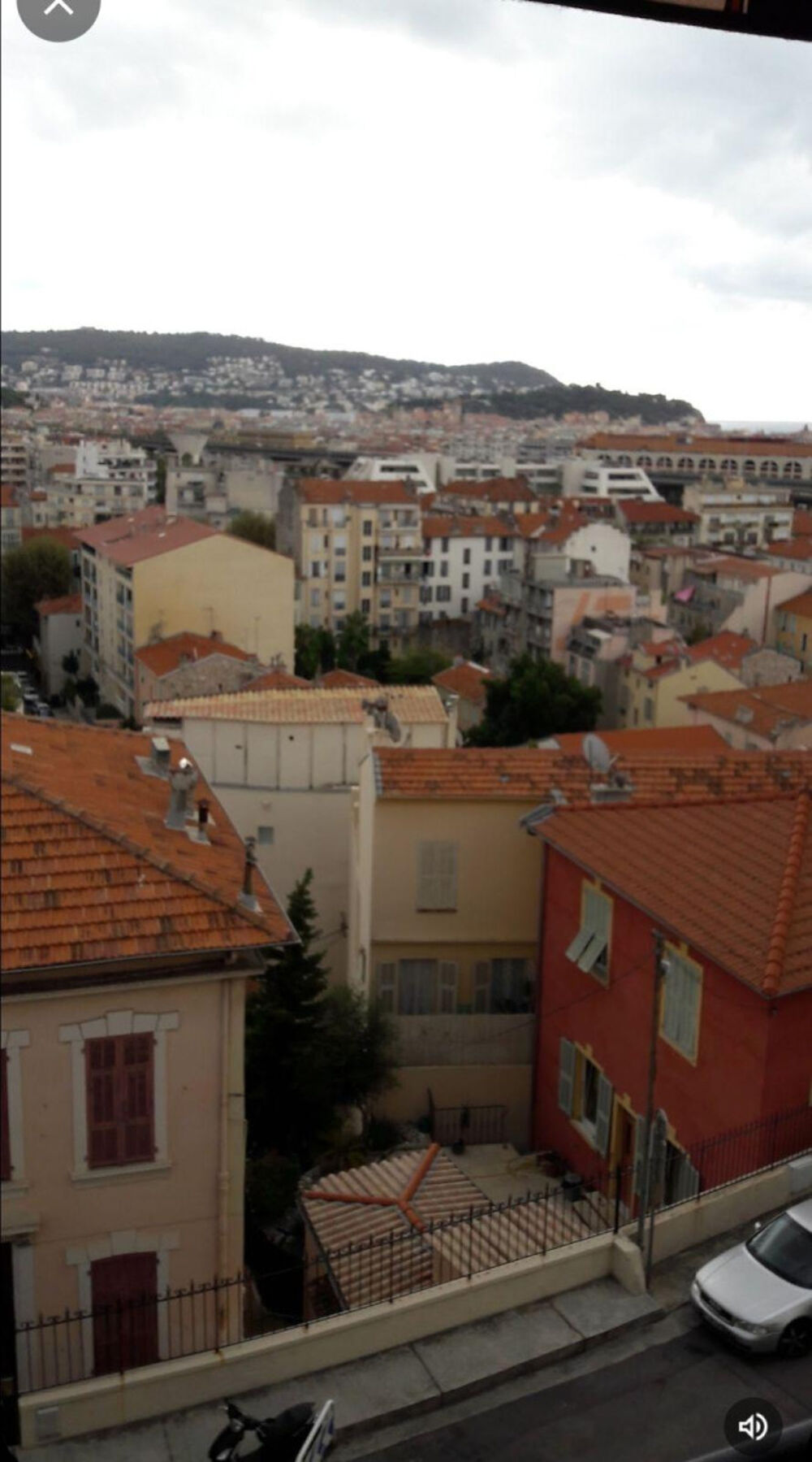 Location Appartement Jolie chambre parquetée sans vis à vis,  balcon Nice