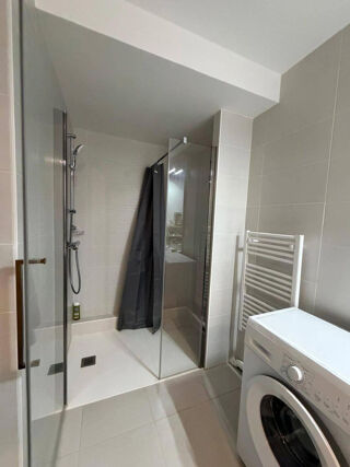  Appartement à louer 1 pièce 33 m²