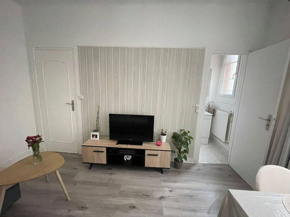 Beau T2 37m² rénové et meublé