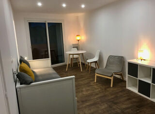  Appartement à louer 1 pièce 32 m²