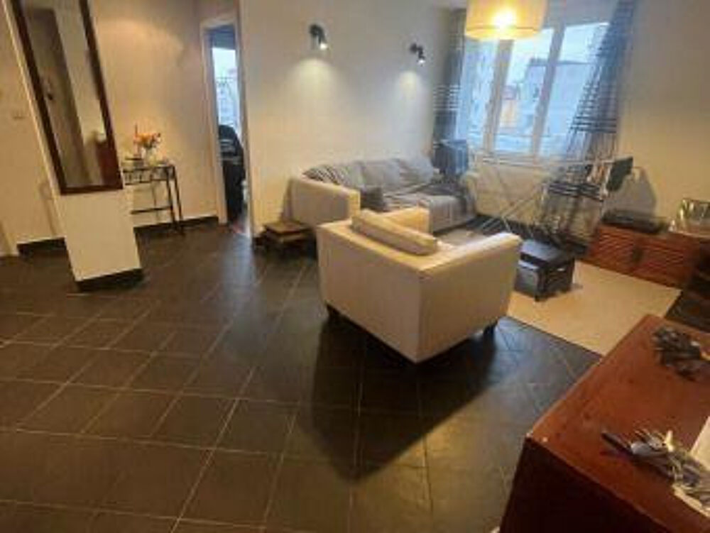 Location Appartement Chambre dispo dans belle coloc 80m² Lyon 8