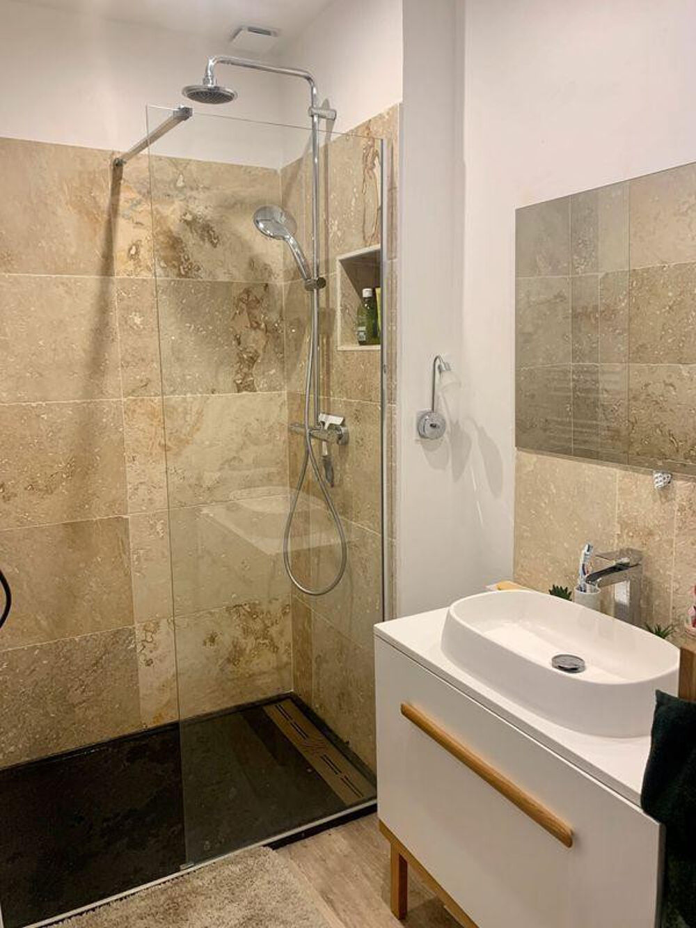 Location Appartement Beau 4P de charme meublé 56m² refait à neuf Nantes
