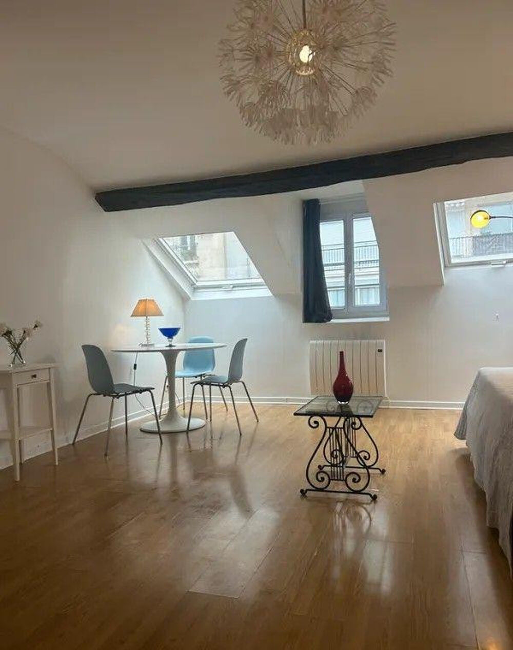 Location Appartement Beau 2P meublé 28m² avec vue sur la Tour Eiffel Paris 15