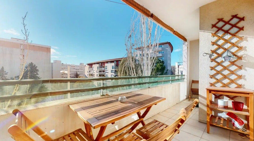 Location Appartement Beau T2 meublé 46m² refait à neuf avec 2 terrasses Aix-en-provence