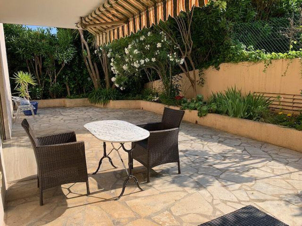 Location Appartement Appartement meublé de 100m2 au Plateau fleuri Saint-laurent-du-var