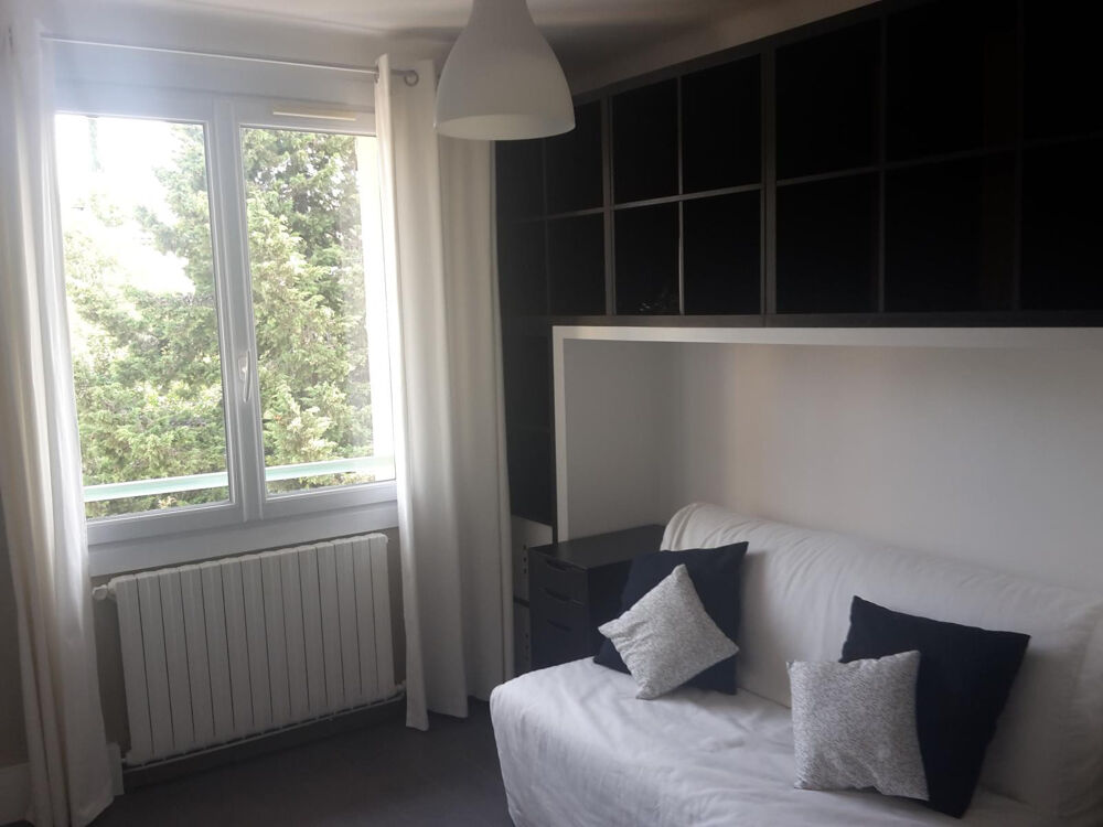 Location Appartement T3 meublé 57 m² Cours Gambetta, Aix-en-Provence Aix-en-provence