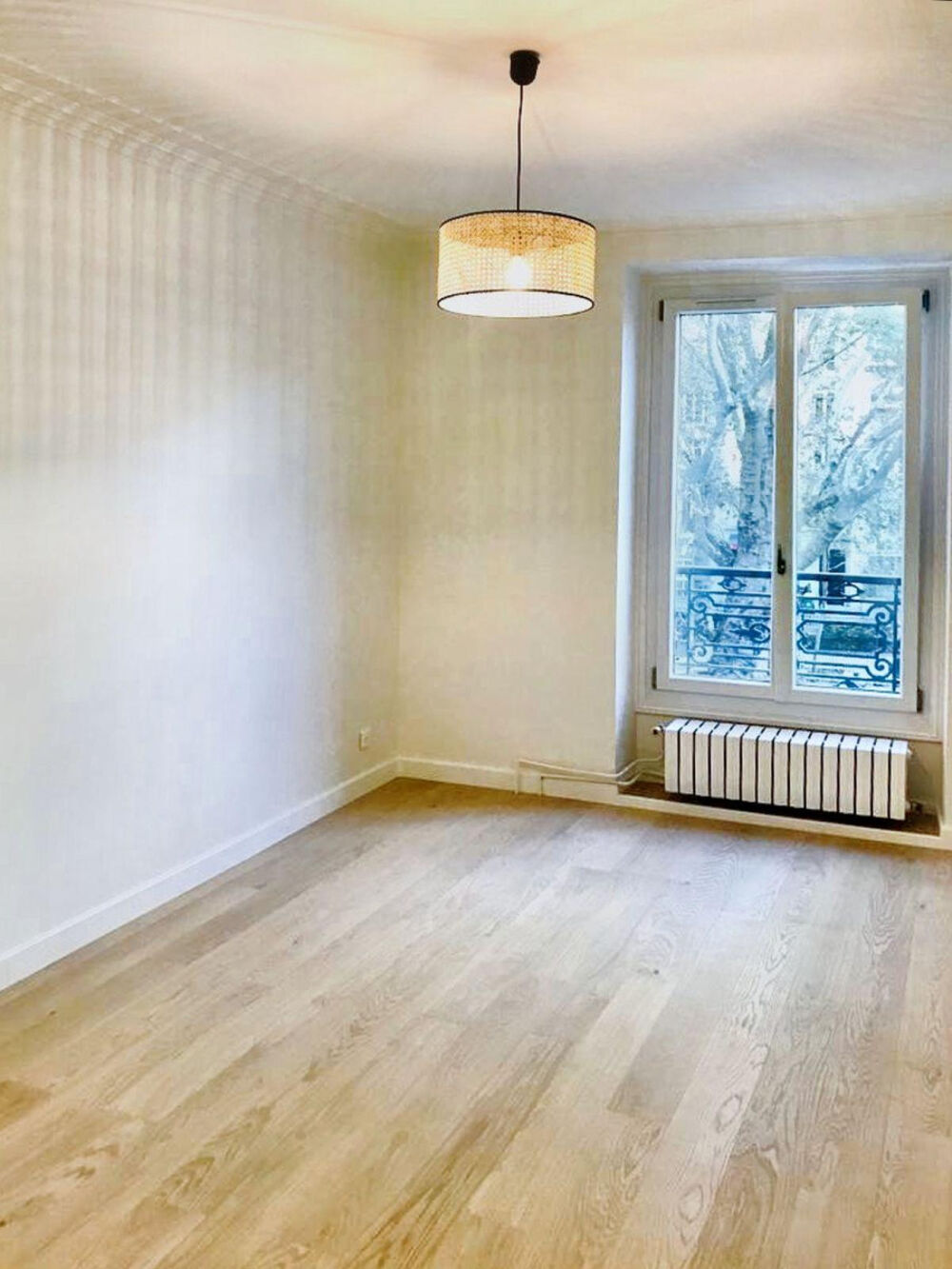 Location Appartement Bel appartement entièrement refait à neuf ! Paris 10