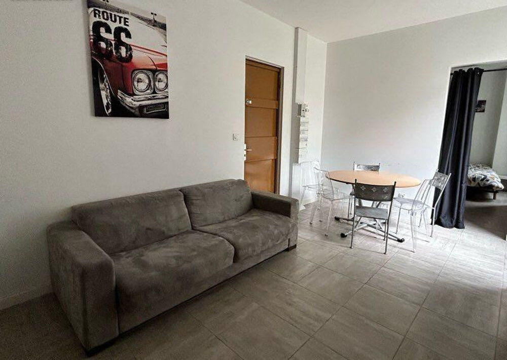 Location Appartement Beau T2 35m² entièrement meublé Grenoble Centre Grenoble