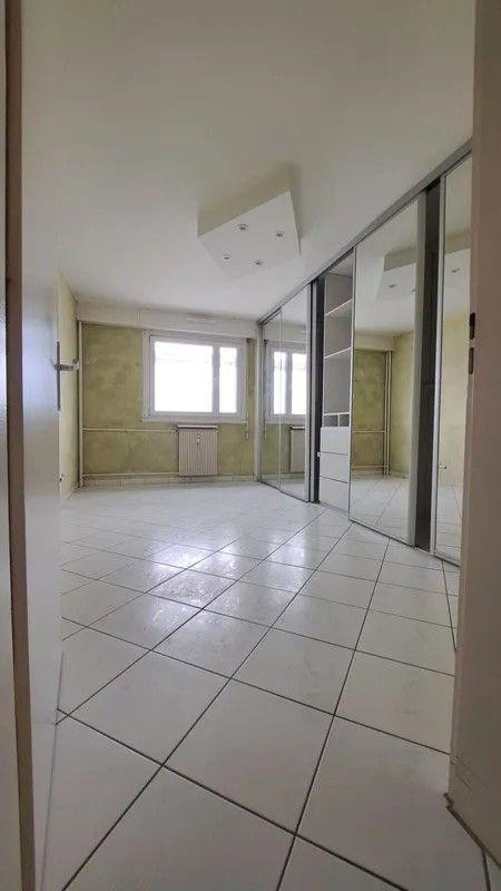 Beau 3P 70m² avec balcon Esplanade libre de suite