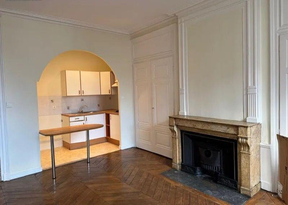 Location Appartement Beau 2P 46m² clair, traversant et sans vis à vis Lyon 6