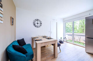  Appartement à louer 4 pièces 57 m²