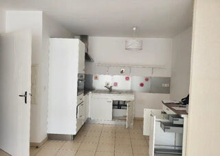  Appartement à louer 2 pièces 52 m²
