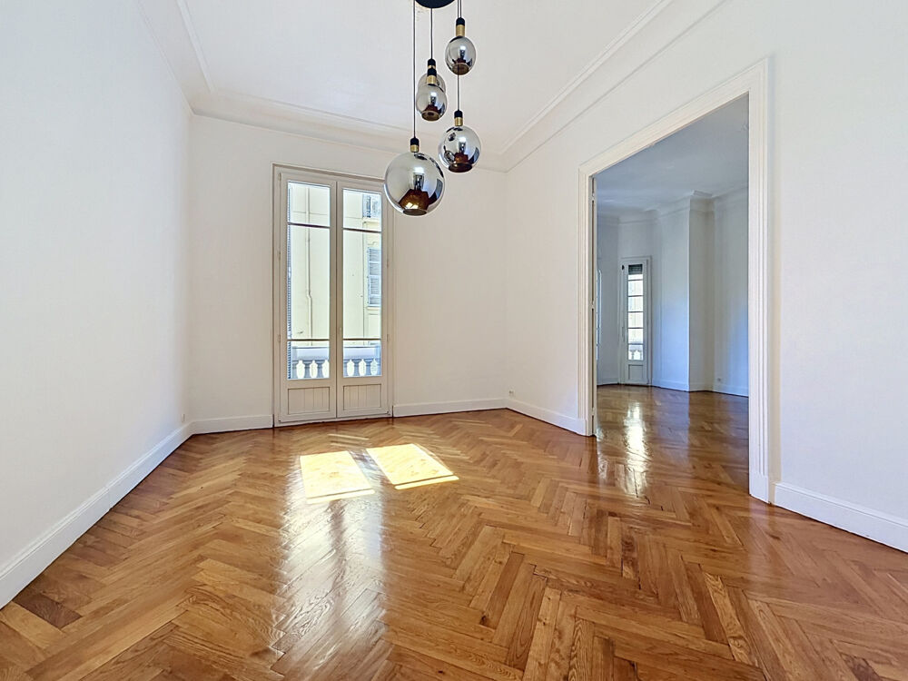 Appartement - 4 pièces - 141.0 m²