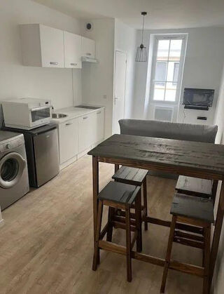  Appartement à louer 1 pièce 25 m²