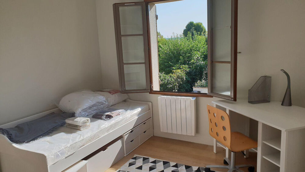 Location Maison Chambre en maison en grand jardin Cergy Prefecture Cergy