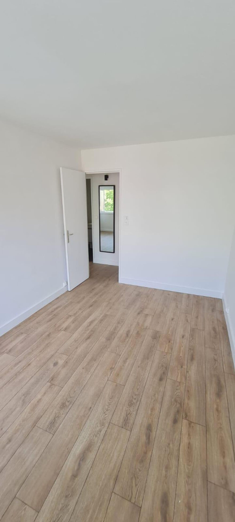 Location Appartement 3/4 pièces 77 m2 refait a neuf Villiers-sur-marne