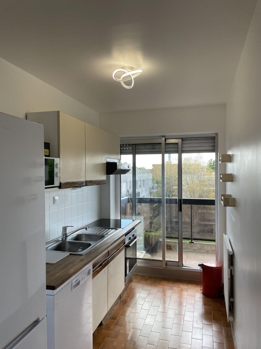 Location Appartement Chambre dispo dans coloc 78m² avec balcon Évry-courcouronnes
